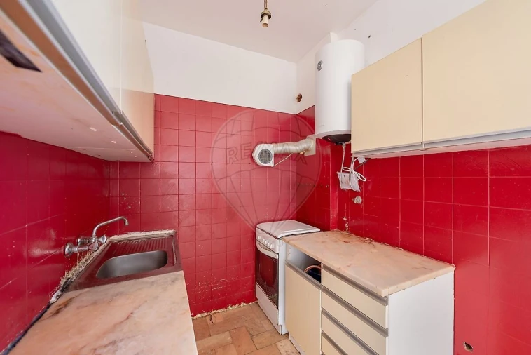 Apartamento T1 para Venda em Aljezur Foto 8