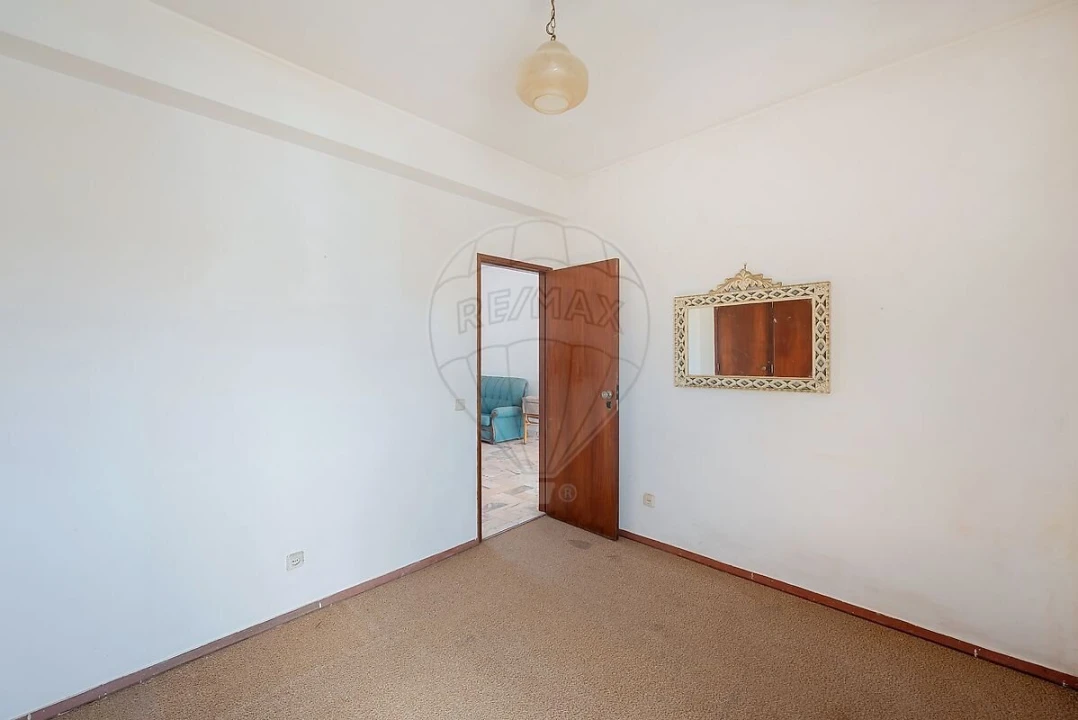 Apartamento T1 para Venda em Aljezur Foto 7