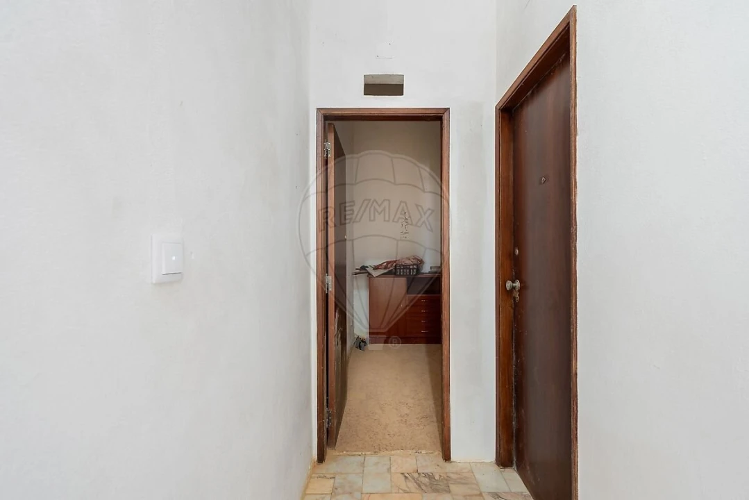 Apartamento T1 para Venda em Aljezur Foto 14