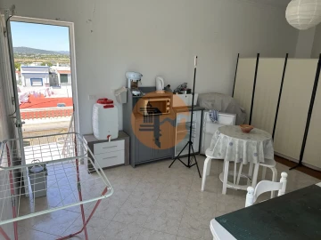 Moradia T3 para Venda em Moncarapacho e Fuseta