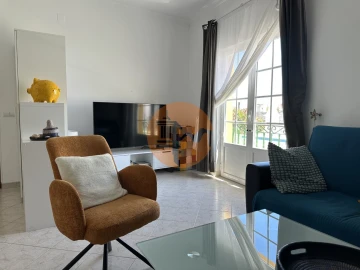 Moradia T3 para Venda em Moncarapacho e Fuseta