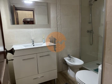 Moradia T3 para Venda em Moncarapacho e Fuseta