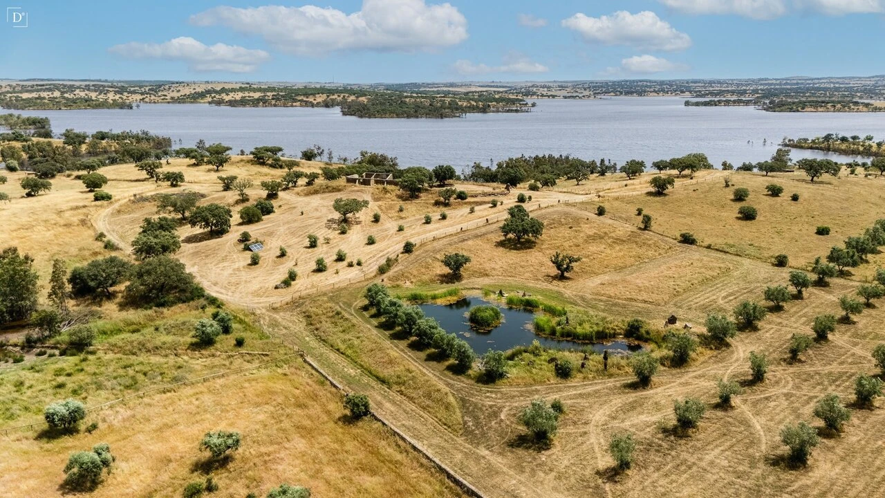 Moradia T6 para Venda em Ourique Foto 1