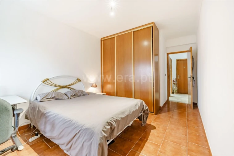 Apartamento T3 para Venda em Covilhã e Canhoso Foto 11