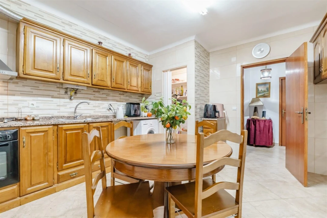Apartamento T3 para Venda em Covilhã e Canhoso Foto 3