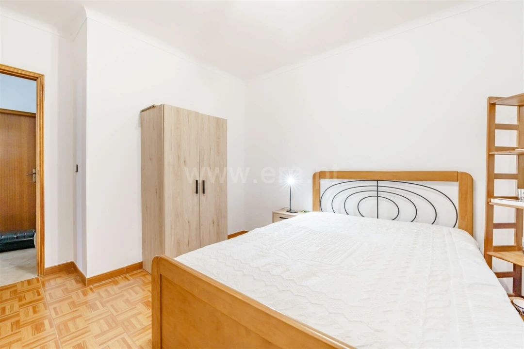 Apartamento T3 para Venda em Covilhã e Canhoso Foto 13