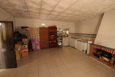 Negócio para Venda em Sarilhos Grandes
