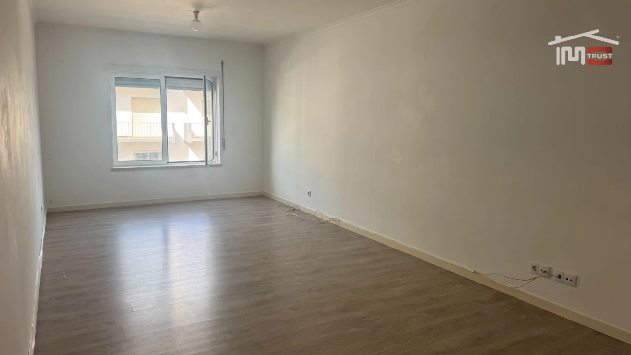 Apartamento T2 para Arrendamento em Fatima Foto 2