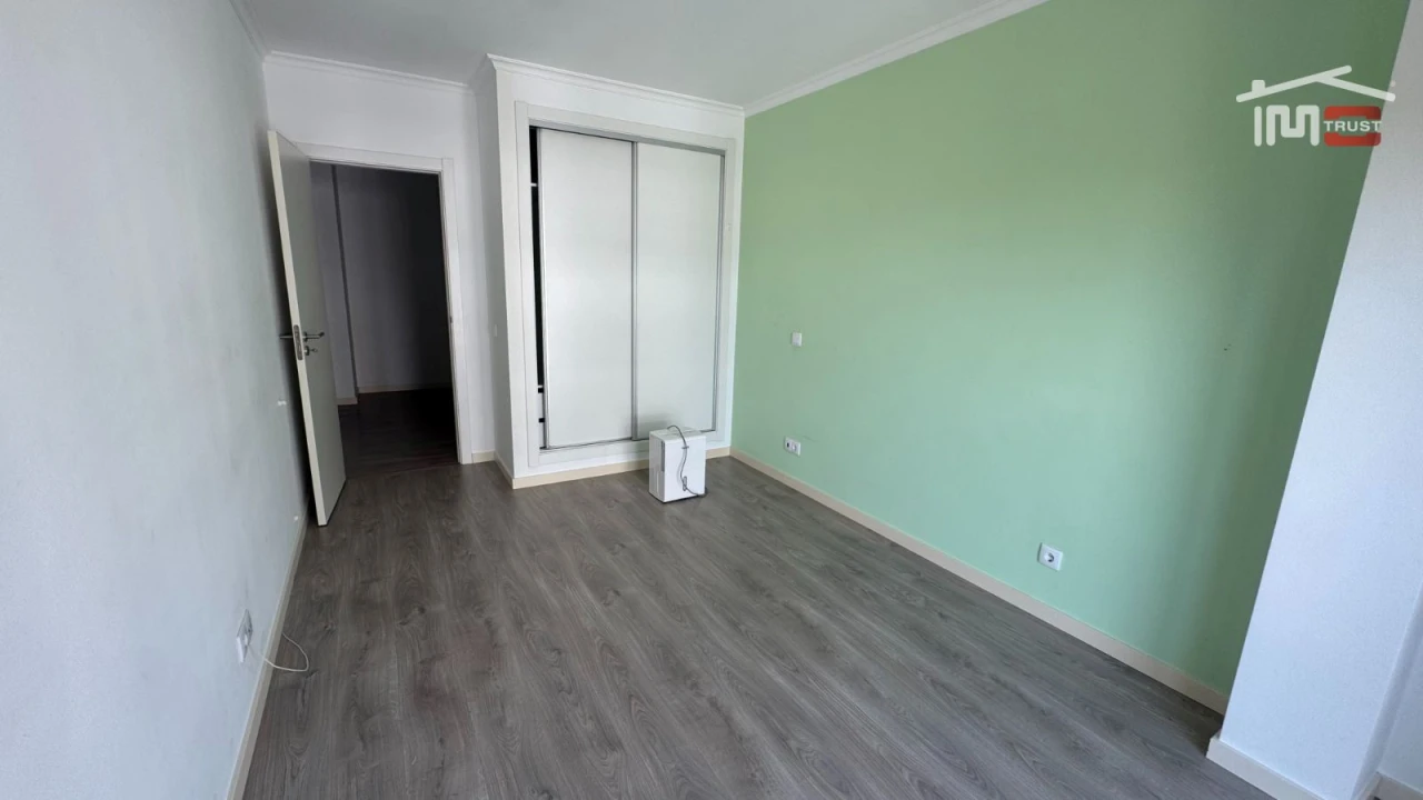 Apartamento T2 para Arrendamento em Fatima Foto 7