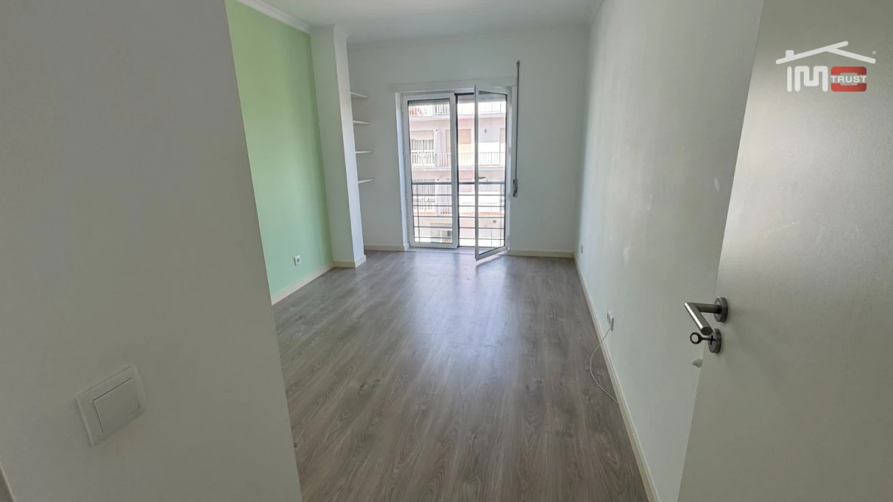 Apartamento T2 para Arrendamento em Fatima Foto 8