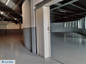 Armazém para Arrendamento em Moreira