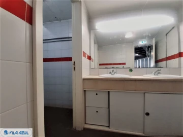 Armazém para Arrendamento em Moreira