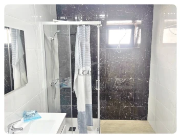 Apartamento T2 para Arrendamento em Gondomar (São Cosme), Valbom e Jovim