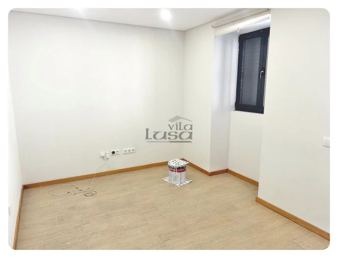 Apartamento T2 para Arrendamento em Gondomar (São Cosme), Valbom e Jovim Foto 15