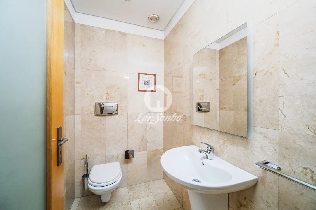 Apartamento T3 para Venda em Cidade da Maia Foto 21
