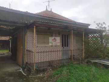 Moradia T3 para Venda em Bustos, Troviscal e Mamarrosa