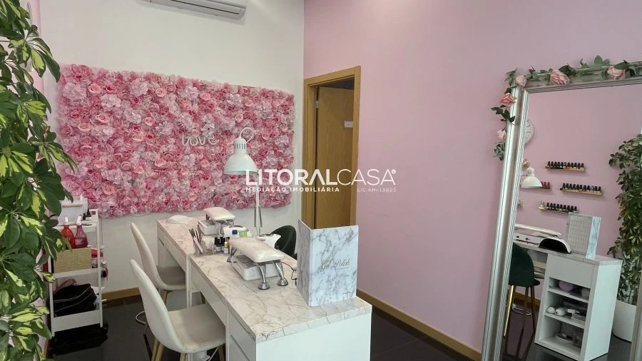 Loja para Trespasse em Aradas