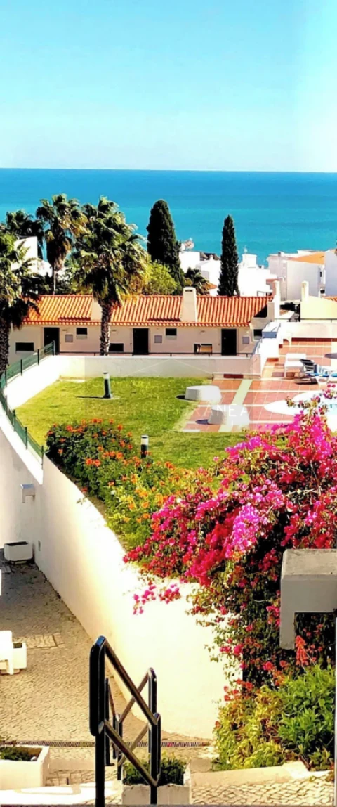Apartamento T0 para Venda em Albufeira e Olhos de Água