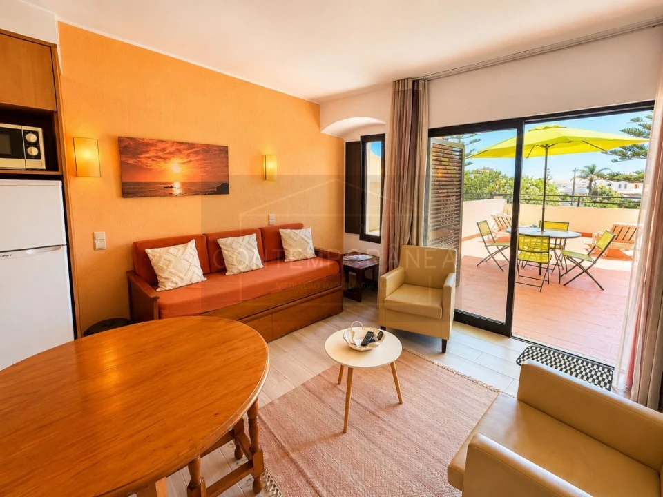 Apartamento T0 para Venda em Albufeira e Olhos de Água Foto 1
