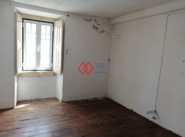 Moradia T7 para Venda em Mouriscas