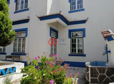 Moradia T7 para Venda em Mouriscas