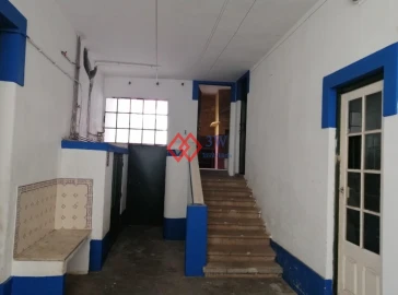 Moradia T7 para Venda em Mouriscas