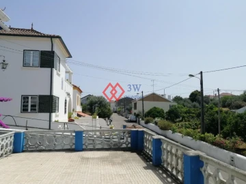 Moradia T7 para Venda em Mouriscas