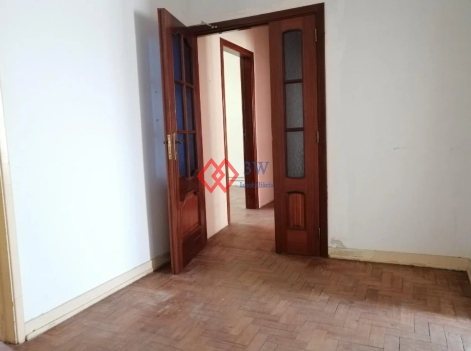 Moradia T7 para Venda em Mouriscas Foto 10