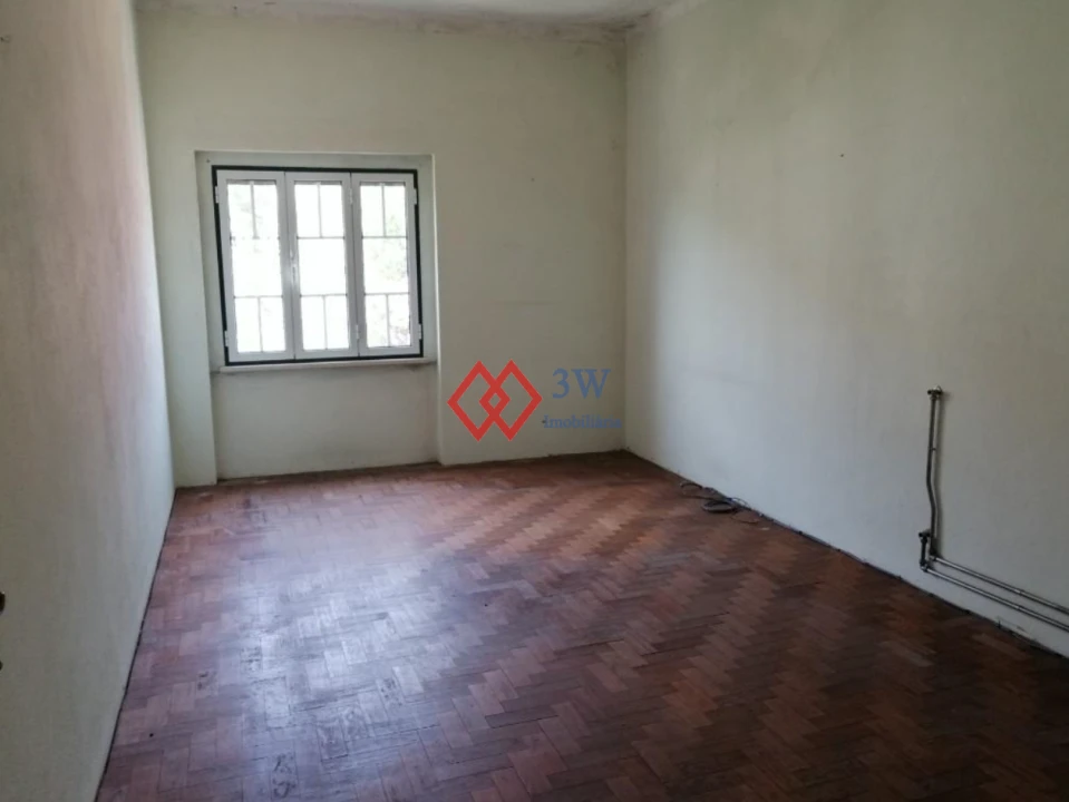Moradia T7 para Venda em Mouriscas Foto 13