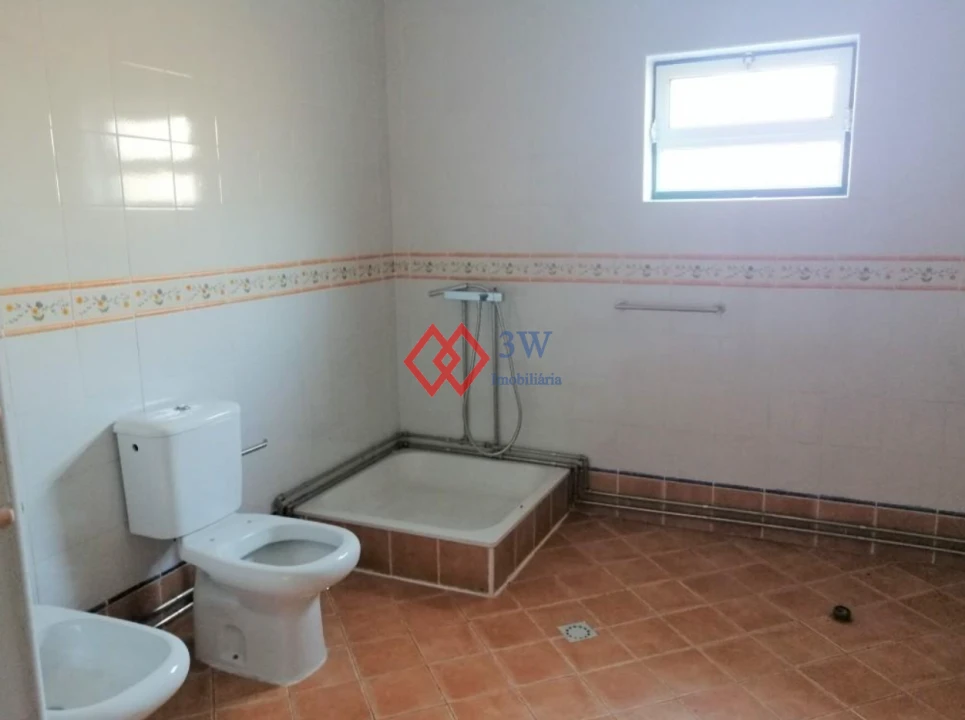 Moradia T7 para Venda em Mouriscas Foto 17
