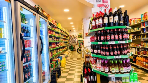 Loja para Trespasse em Águas Livres