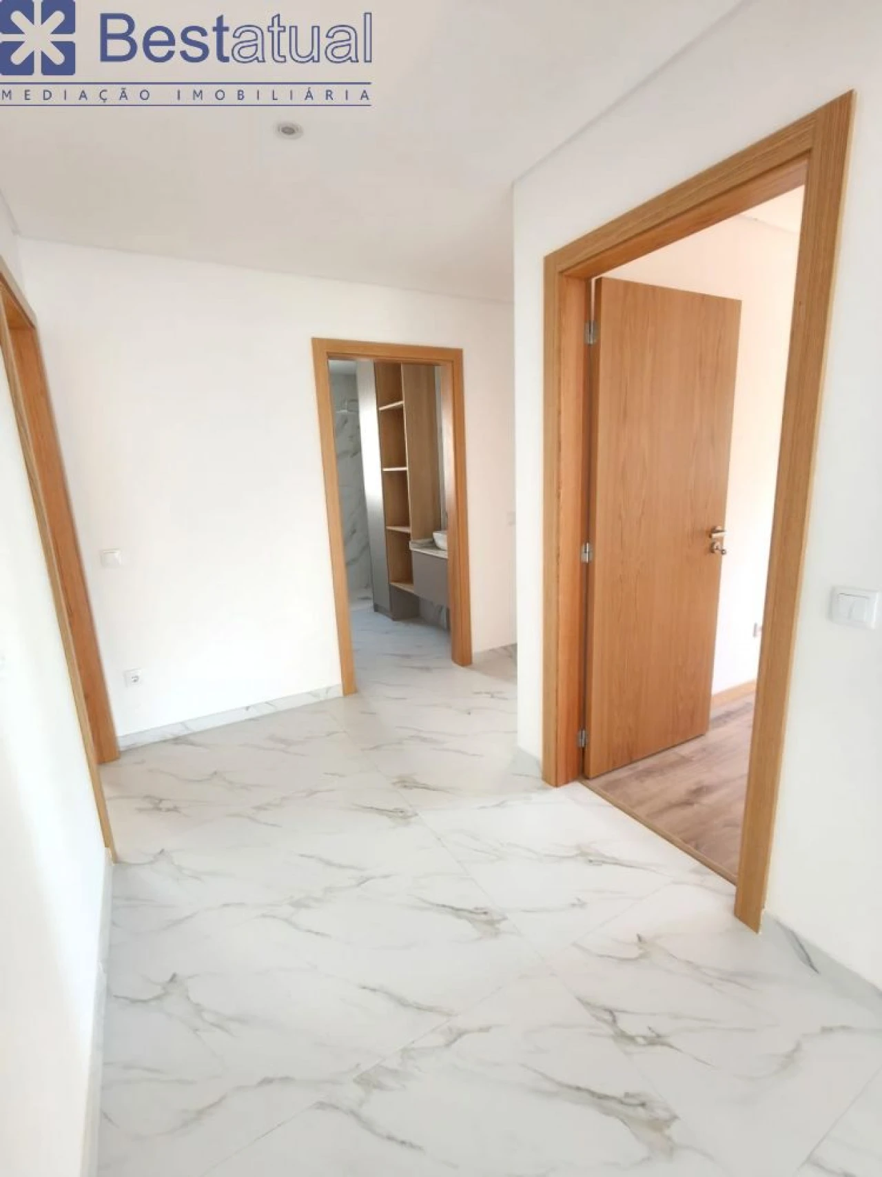 Apartamento T3 para Venda em Arco de Baúlhe e Vila Nune Foto 12
