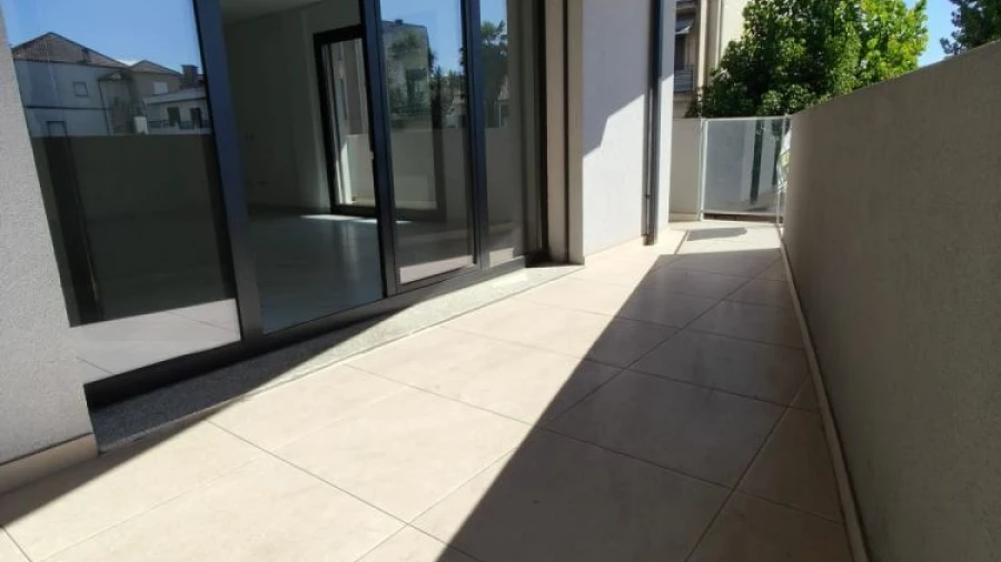 Apartamento T3 para Venda em Arco de Baúlhe e Vila Nune