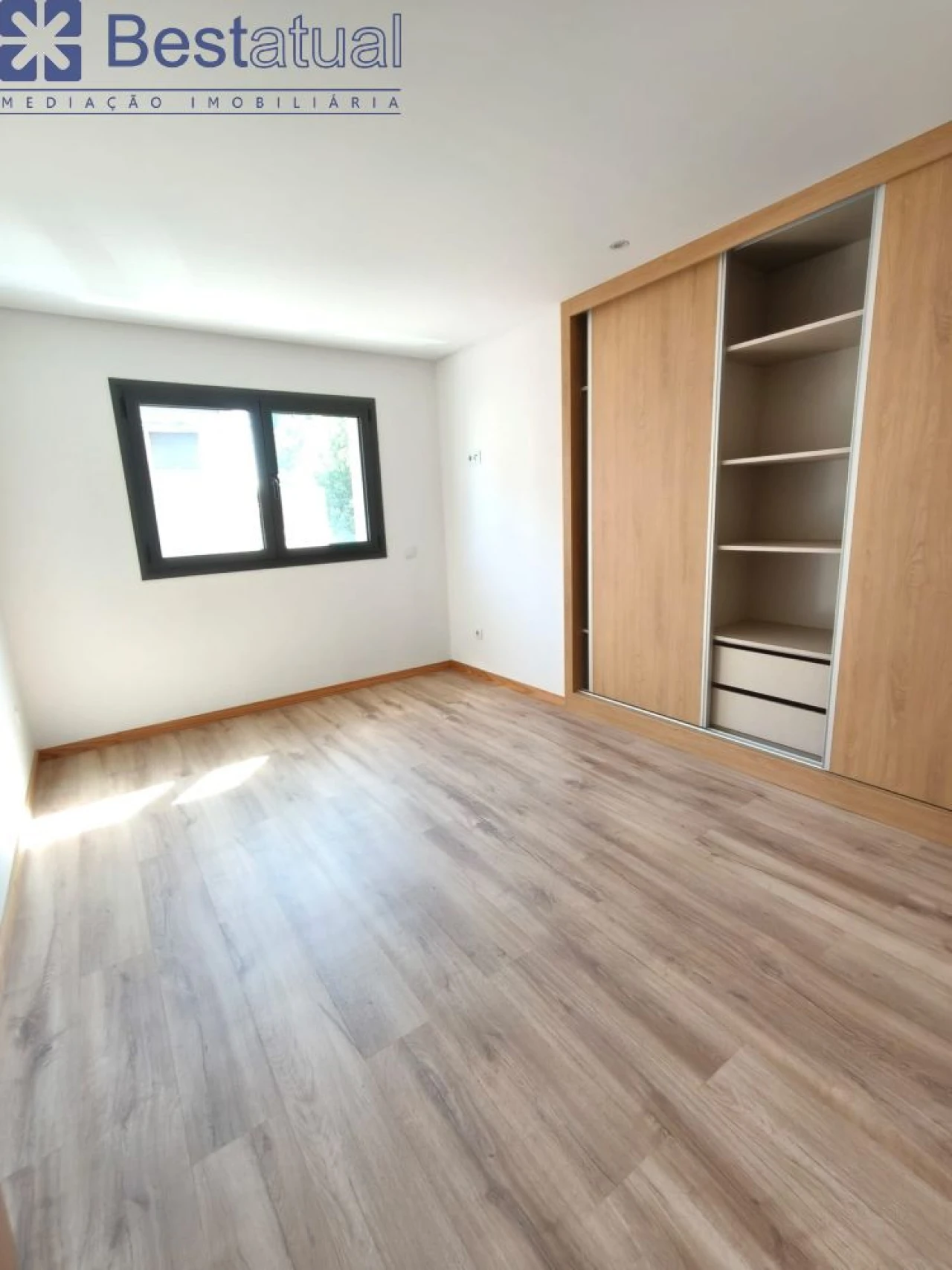 Apartamento T3 para Venda em Arco de Baúlhe e Vila Nune Foto 21
