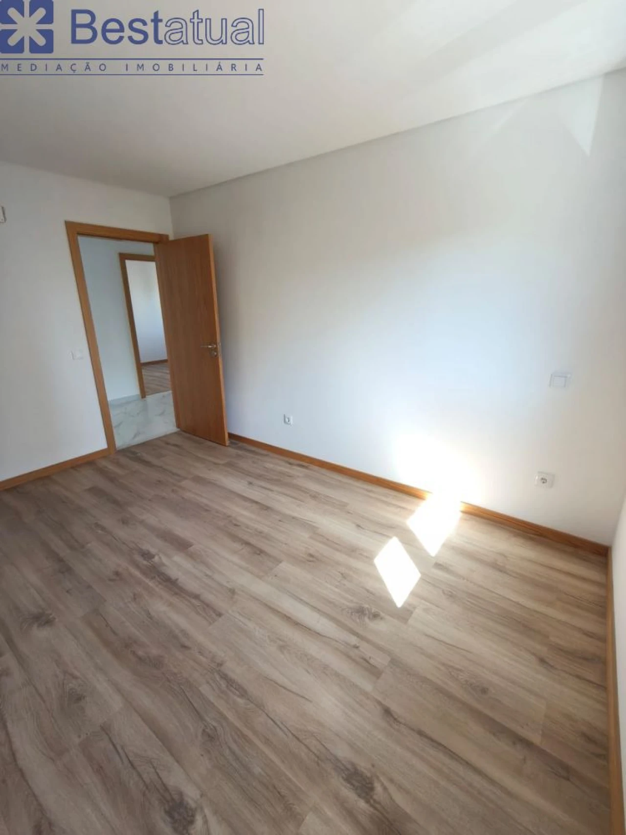 Apartamento T3 para Venda em Arco de Baúlhe e Vila Nune Foto 24