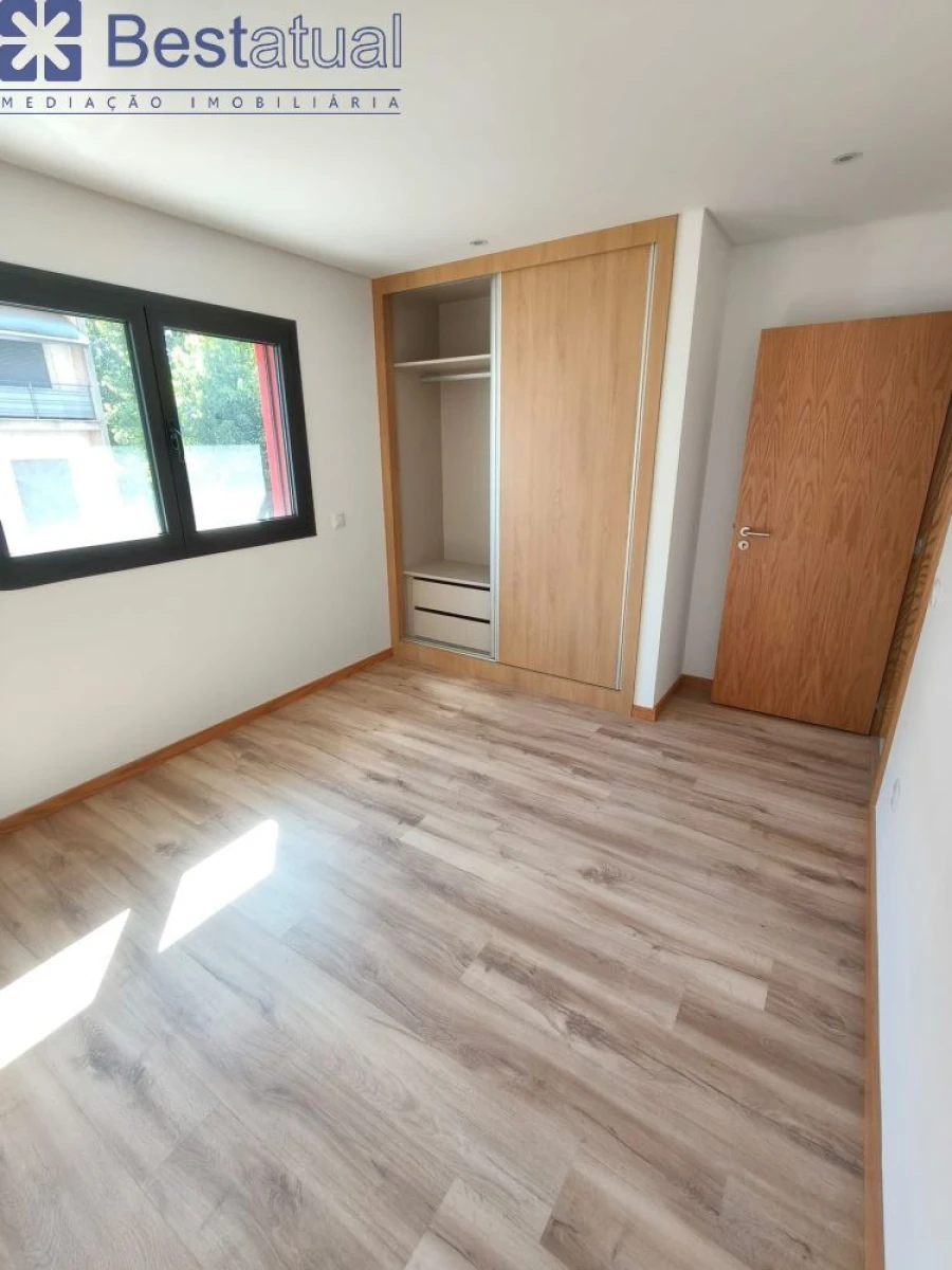 Apartamento T3 para Venda em Arco de Baúlhe e Vila Nune Foto 20
