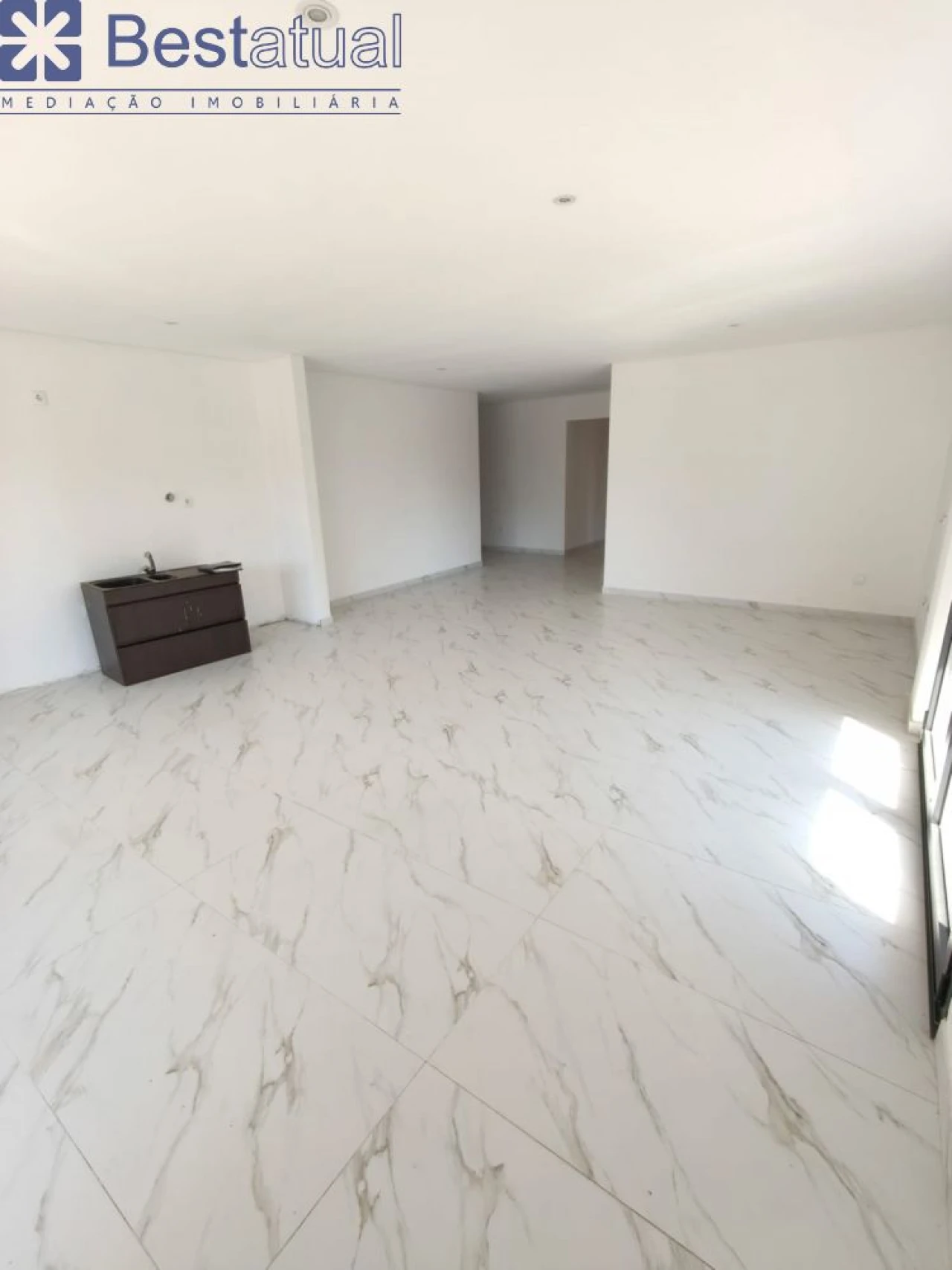 Apartamento T3 para Venda em Arco de Baúlhe e Vila Nune Foto 8