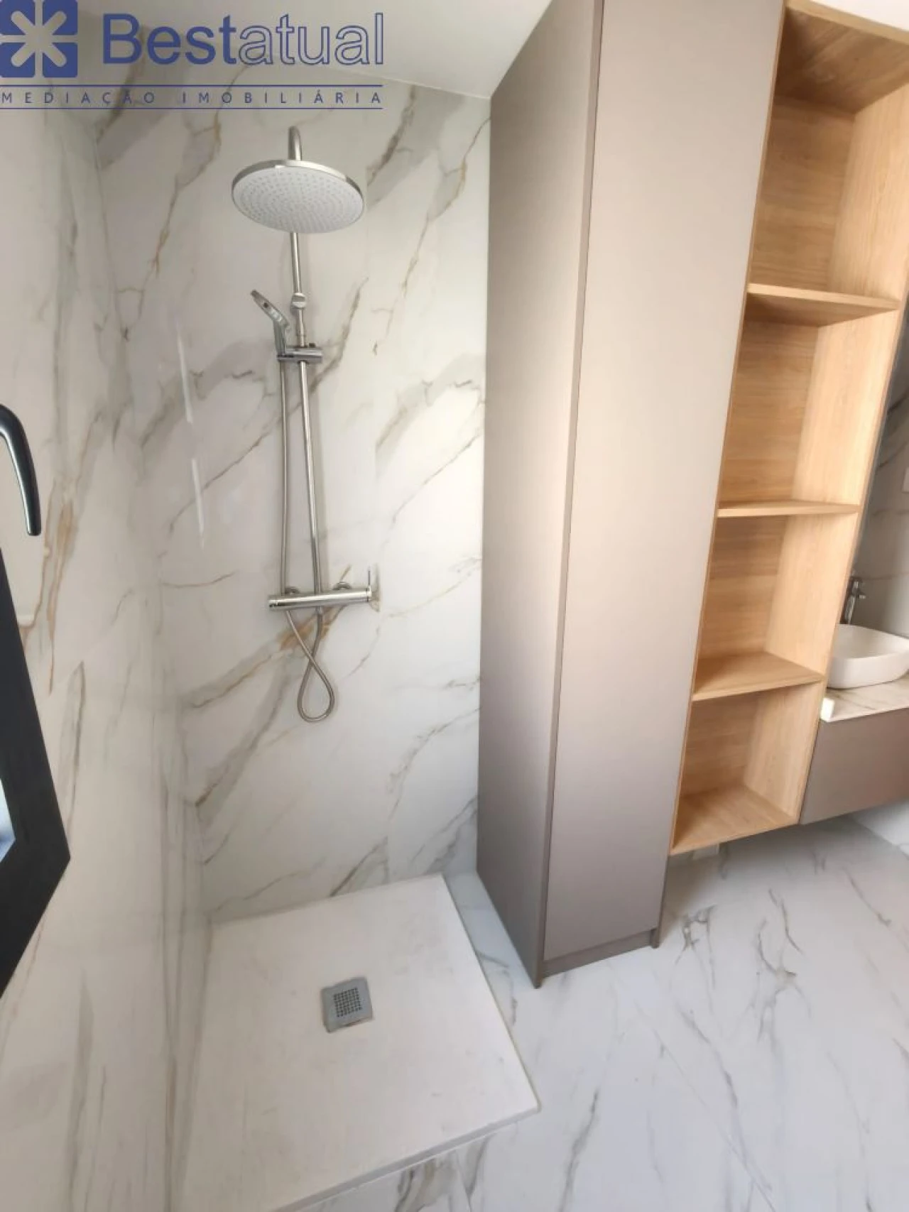 Apartamento T3 para Venda em Arco de Baúlhe e Vila Nune Foto 16