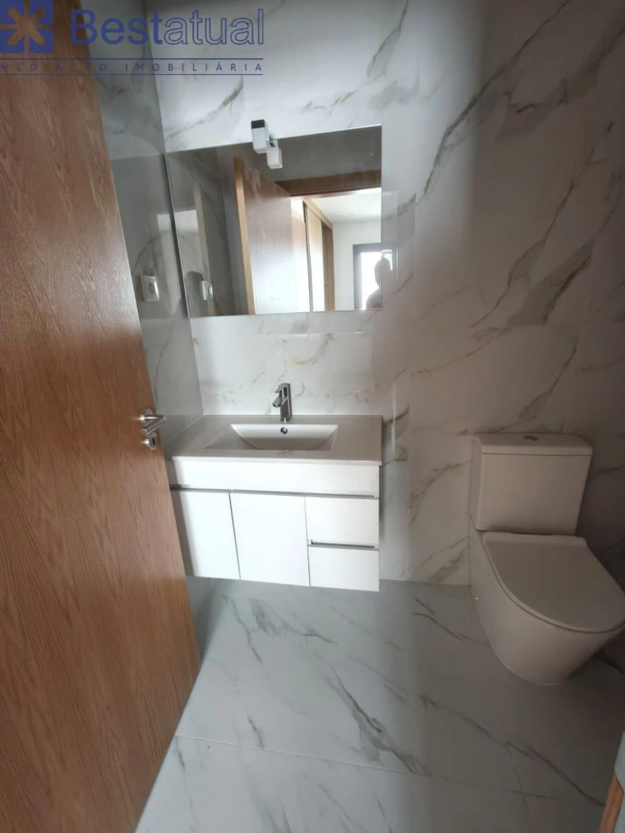 Apartamento T3 para Venda em Arco de Baúlhe e Vila Nune Foto 28