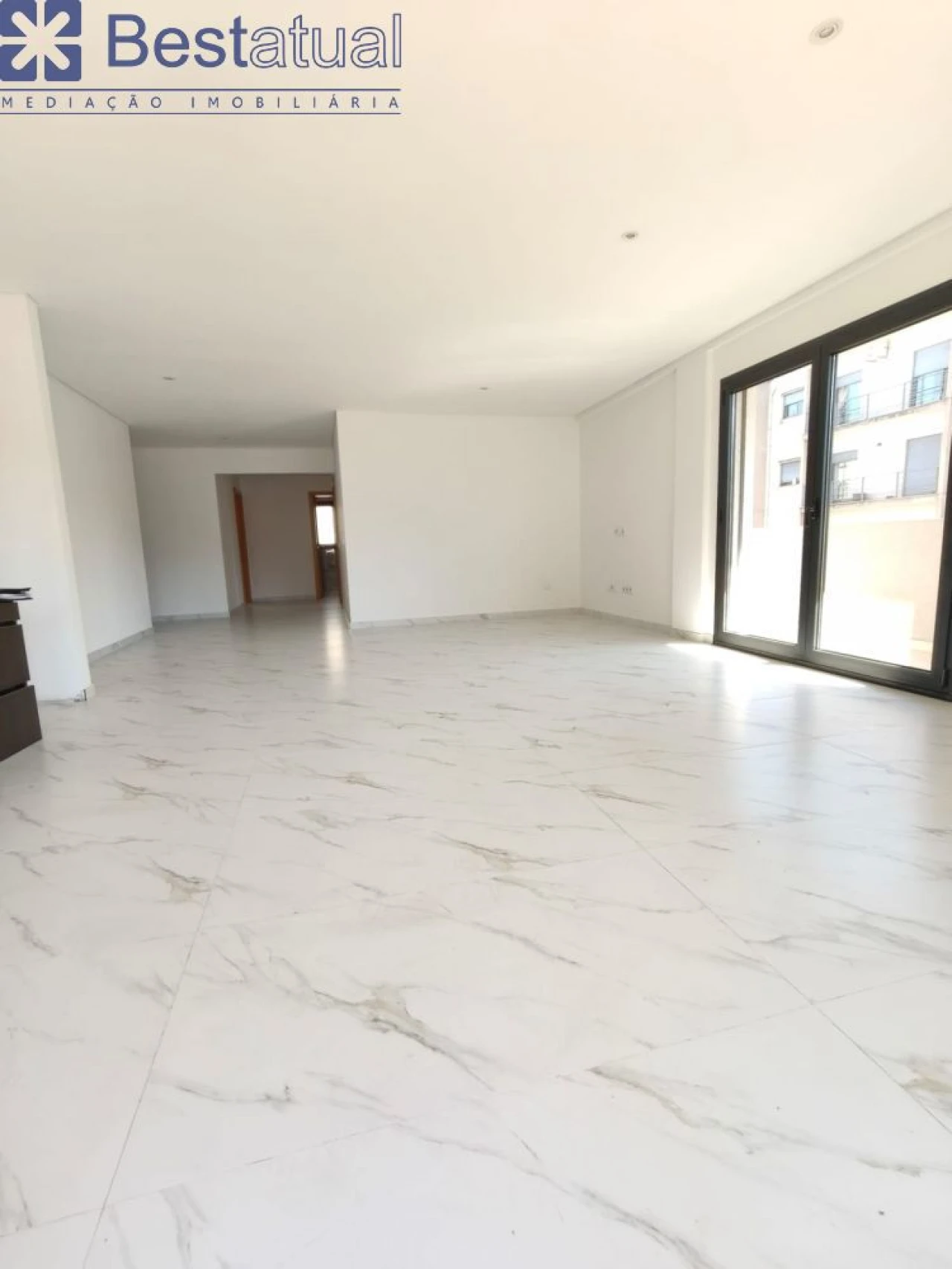 Apartamento T3 para Venda em Arco de Baúlhe e Vila Nune Foto 10