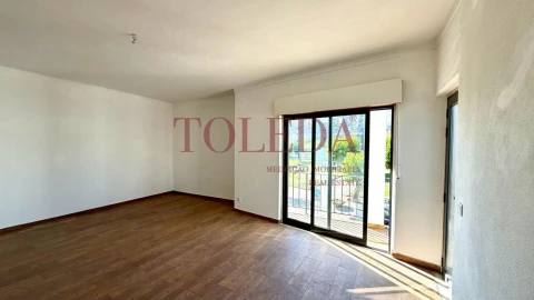 Moradia T2 para Venda em Manique do Intendente, Vila Nova de São Pedro e Maçussa