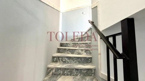 Moradia T2 para Venda em Manique do Intendente, Vila Nova de São Pedro e Maçussa