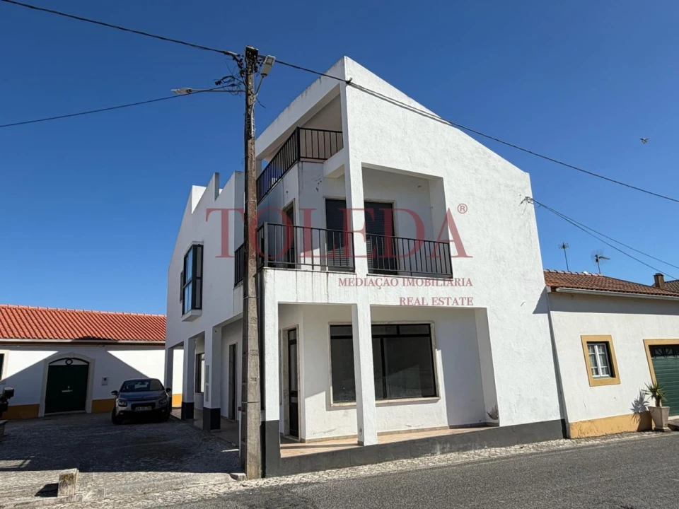 Moradia T2 para Venda em Manique do Intendente, Vila Nova de São Pedro e Maçussa Foto 2