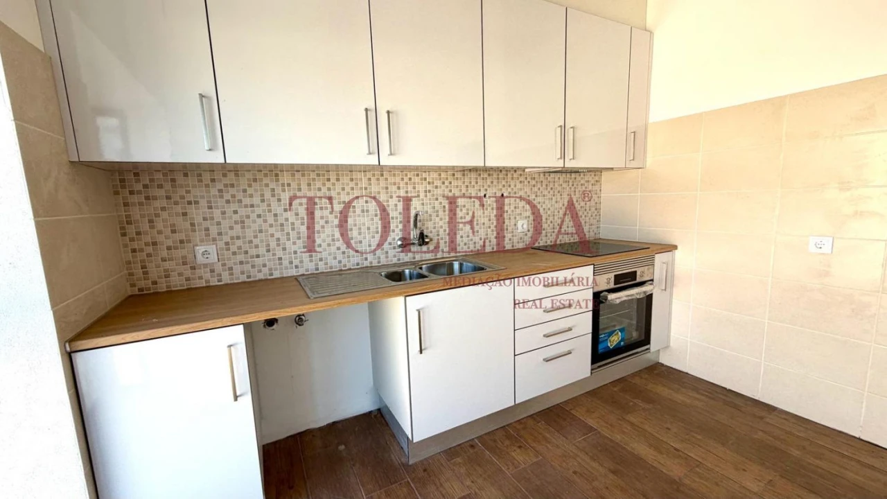 Moradia T2 para Venda em Manique do Intendente, Vila Nova de São Pedro e Maçussa Foto 12