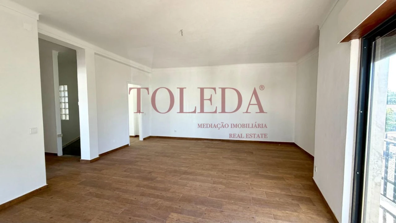 Moradia T2 para Venda em Manique do Intendente, Vila Nova de São Pedro e Maçussa Foto 9