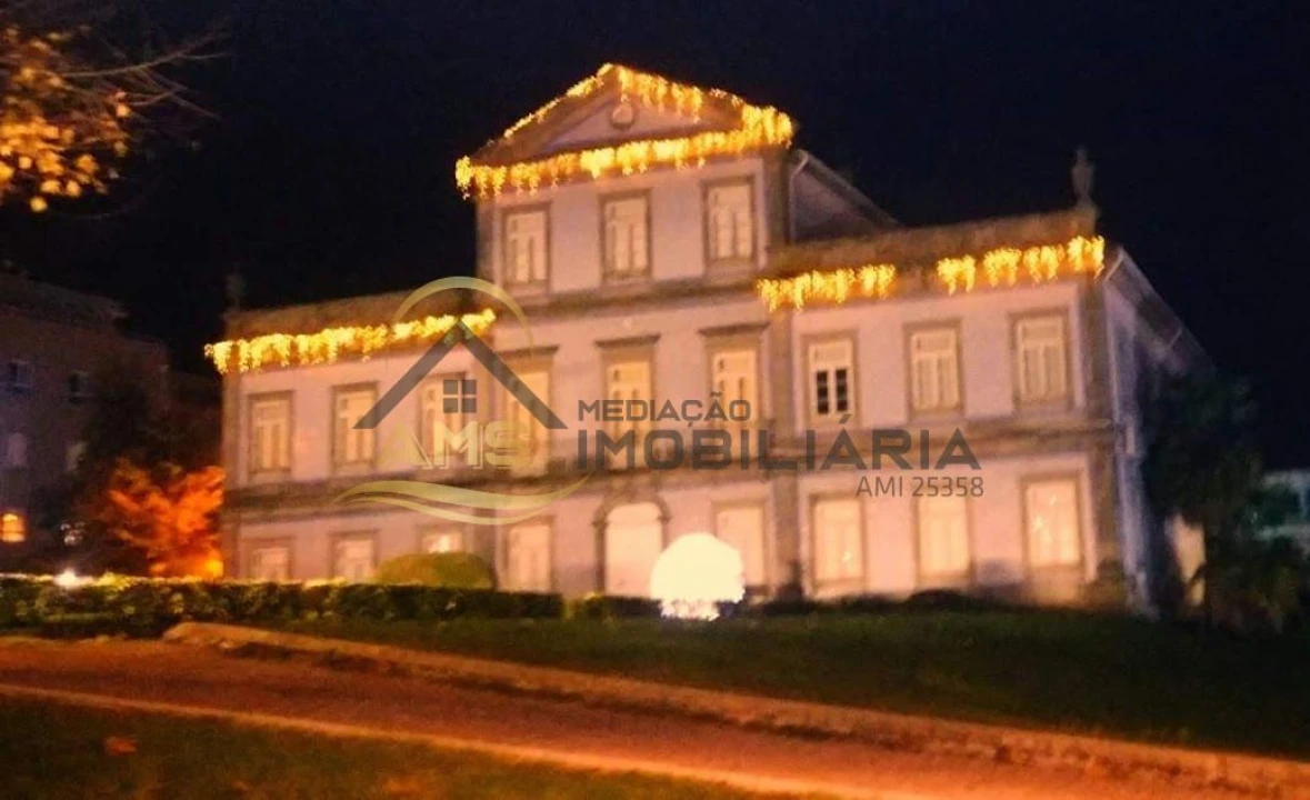 Moradia T3 para Venda em Quinchães Foto 38