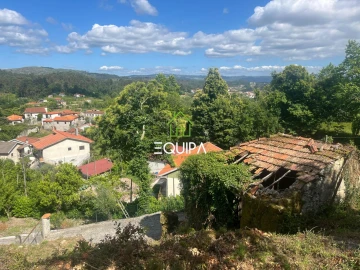 Moradia T4 para Venda em Passos