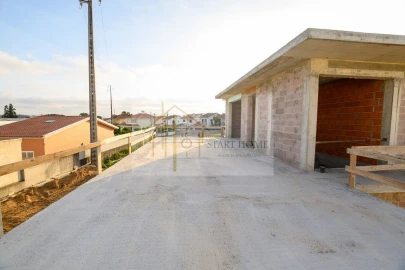 Moradia T3 para Venda em Brogueira, Parceiros de Igreja e Alcorochel
