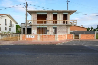 Moradia T3 para Venda em Brogueira, Parceiros de Igreja e Alcorochel