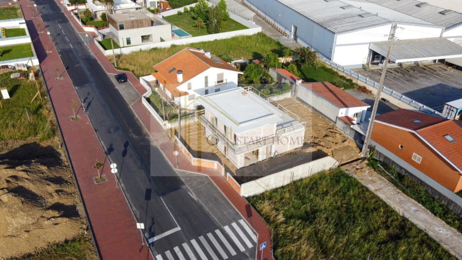 Moradia T3 para Venda em Brogueira, Parceiros de Igreja e Alcorochel Foto 13